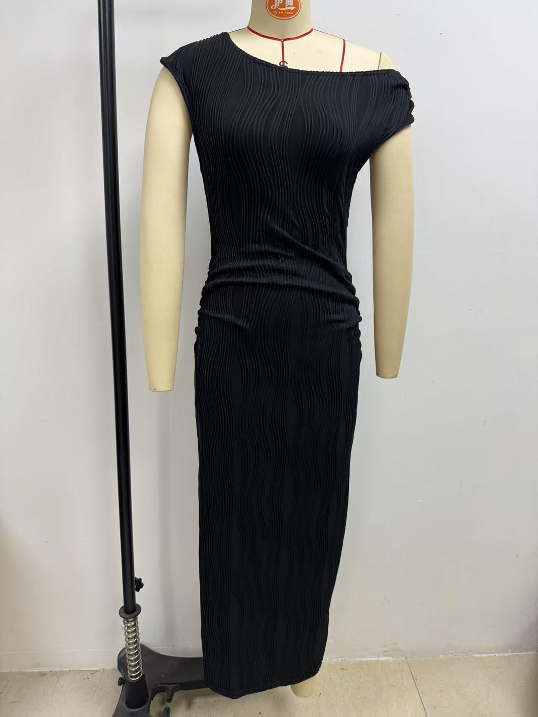 Shoulder dress